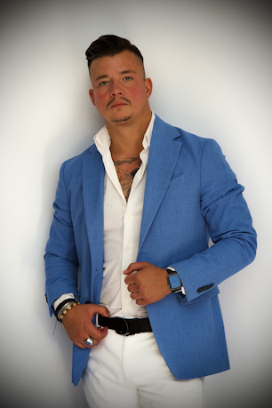 NICO - Founder von Nico Hair&more und Kopf der Bande.